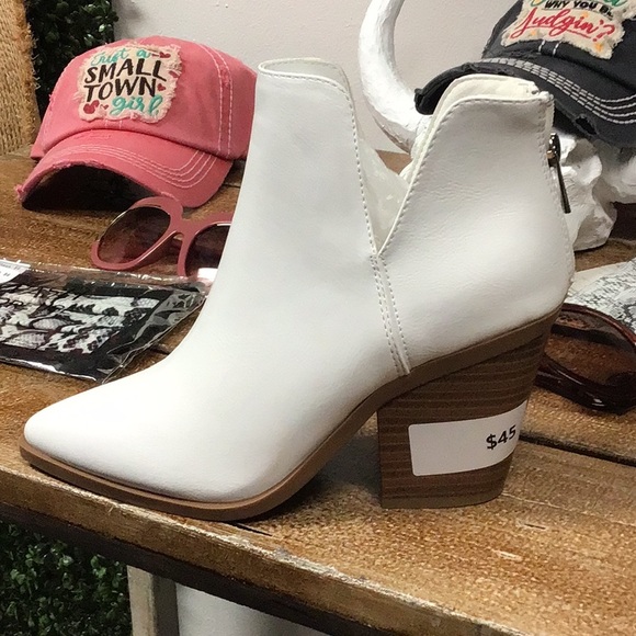 BAMBOO Shoes - White Booties